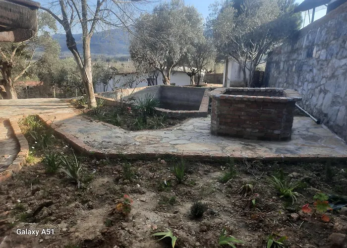 Ali Dede Kamp Karavan Camping *