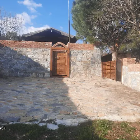 Camping Ali Dede Kamp Karavan *